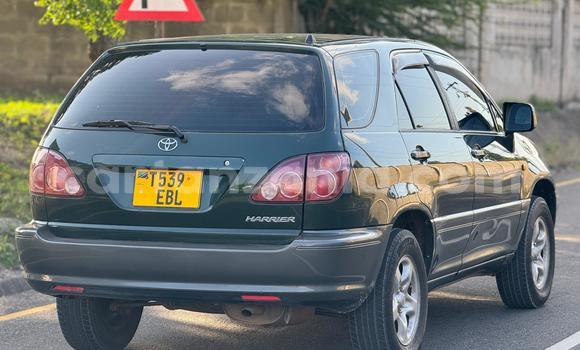 Buy Used Toyota Harrier Green Car in Dar es Salaam in Dar es Salaam Buy Used Toyota Harrier Green Car in Dar es Salaam in Dar es Salaam