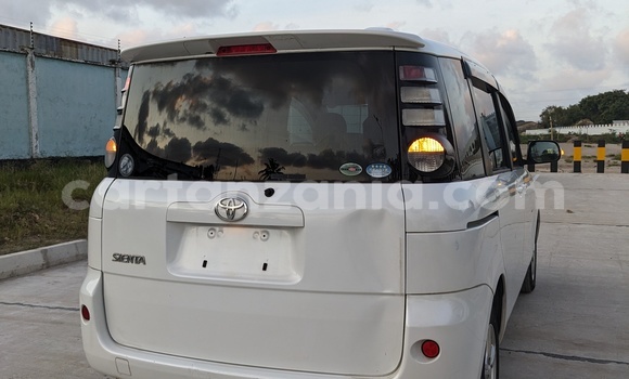 Buy Import Toyota Sienta White Car in Dar es Salaam in Dar es Salaam Buy Import Toyota Sienta White Car in Dar es Salaam in Dar es Salaam