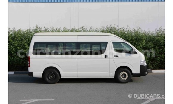 Nunua Imported Toyota Hiace Nyeupe Gari ndani ya Import - Dubai nchini Arusha Nunua Imported Toyota Hiace Nyeupe Gari ndani ya Import - Dubai nchini Arusha