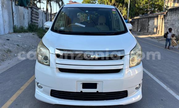 Nunua Mpya Toyota Noah Nyeupe Gari ndani ya Dar es Salaam nchini Dar es Salaam Nunua Mpya Toyota Noah Nyeupe Gari ndani ya Dar es Salaam nchini Dar es Salaam