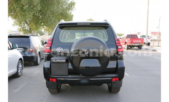 Nunua Imported Toyota Prado Nyeusi Gari ndani ya Import - Dubai nchini Arusha Nunua Imported Toyota Prado Nyeusi Gari ndani ya Import - Dubai nchini Arusha