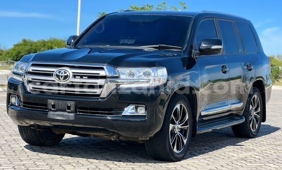 Buy Used Toyota Land Cruiser Black Car in Dar es Salaam in Dar es Salaam