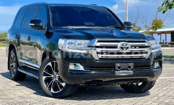 Buy Used Toyota Land Cruiser Black Car in Dar es Salaam in Dar es Salaam Buy Used Toyota Land Cruiser Black Car in Dar es Salaam in Dar es Salaam