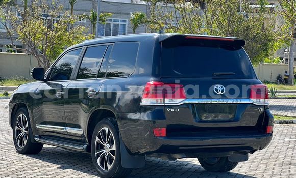Buy Used Toyota Land Cruiser Black Car in Dar es Salaam in Dar es Salaam Buy Used Toyota Land Cruiser Black Car in Dar es Salaam in Dar es Salaam