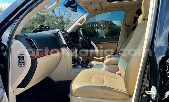 Buy Used Toyota Land Cruiser Black Car in Dar es Salaam in Dar es Salaam Buy Used Toyota Land Cruiser Black Car in Dar es Salaam in Dar es Salaam