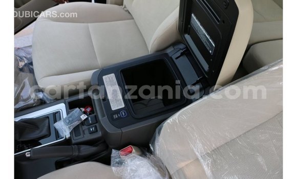 Nunua Imported Toyota Prado Nyeusi Gari ndani ya Import - Dubai nchini Arusha Nunua Imported Toyota Prado Nyeusi Gari ndani ya Import - Dubai nchini Arusha