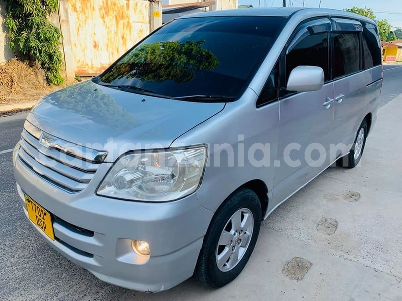 Big with watermark toyota noah dodoma bahi 24404