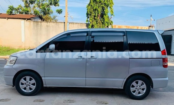 Nunua Ilio tumika Toyota Noah Nyingine Gari ndani ya Bahi nchini Dodoma Nunua Ilio tumika Toyota Noah Nyingine Gari ndani ya Bahi nchini Dodoma