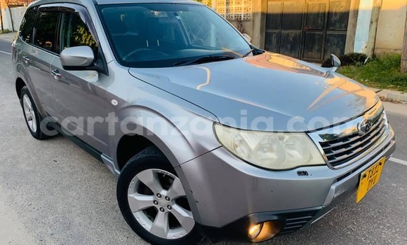 Nunua Ilio tumika Subaru Forester Nyingine Gari ndani ya Buhigwe nchini Kigoma