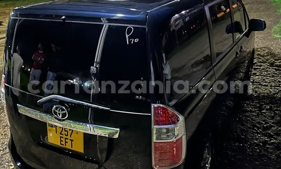 Nunua Ilio tumika Toyota Noah Nyeusi Gari ndani ya Bagamoyo nchini Pwani Nunua Ilio tumika Toyota Noah Nyeusi Gari ndani ya Bagamoyo nchini Pwani