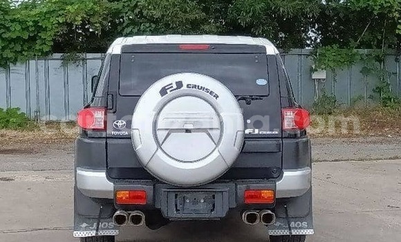 Buy Used Toyota FJ Cruiser Other Car in Bariadi in Simiyu Buy Used Toyota FJ Cruiser Other Car in Bariadi in Simiyu