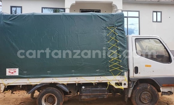 Buy Used Komatsu D31S Other Truck in Bagamoyo in Pwani Buy Used Komatsu D31S Other Truck in Bagamoyo in Pwani