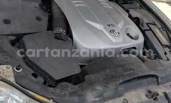 Buy Used Toyota Crown White Car in Bariadi in Simiyu Buy Used Toyota Crown White Car in Bariadi in Simiyu