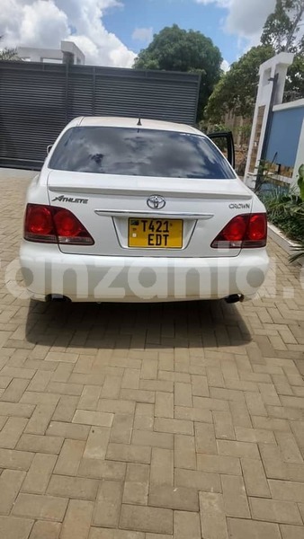 Big with watermark toyota crown simiyu bariadi 24439