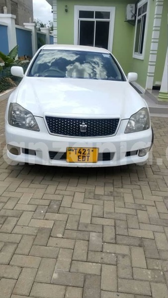 Big with watermark toyota crown simiyu bariadi 24439