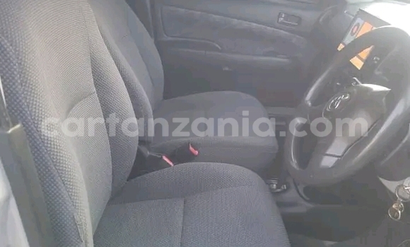 Buy Used Toyota IST Black Car in Bwanga in Kagera Buy Used Toyota IST Black Car in Bwanga in Kagera