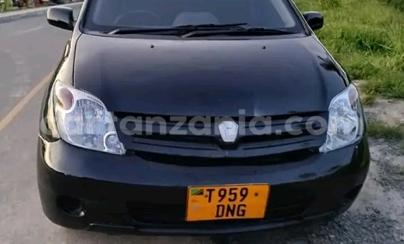 Buy Used Toyota IST Black Car in Bariadi in Simiyu