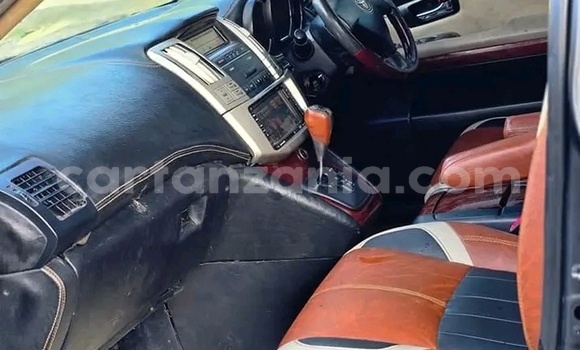 Nunua Ilio tumika Toyota Harrier Nyeusi Gari ndani ya Biharamulo nchini Kagera