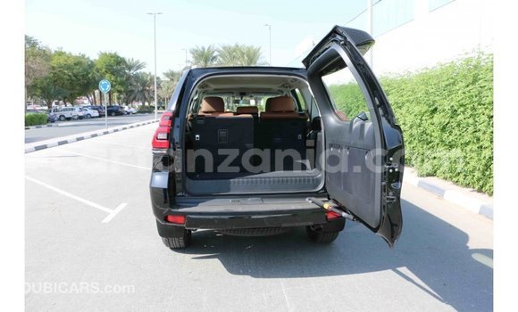 Nunua Imported Toyota Prado Nyeupe Gari ndani ya Import - Dubai nchini Arusha Nunua Imported Toyota Prado Nyeupe Gari ndani ya Import - Dubai nchini Arusha