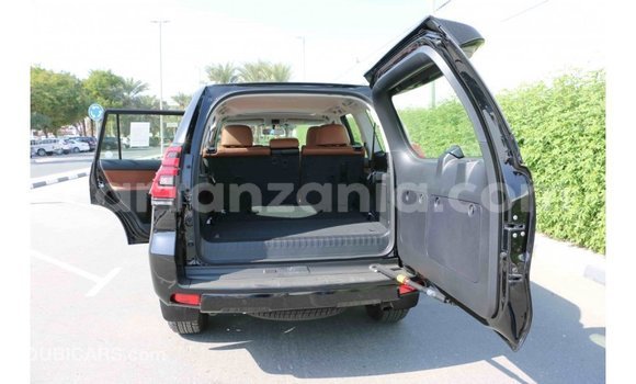 Nunua Imported Toyota Prado Nyeupe Gari ndani ya Import - Dubai nchini Arusha Nunua Imported Toyota Prado Nyeupe Gari ndani ya Import - Dubai nchini Arusha