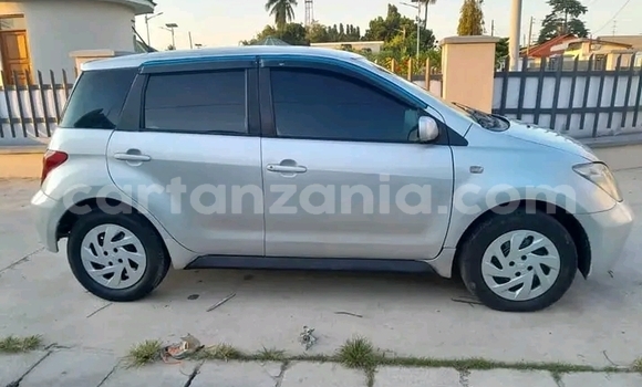 Buy Used Toyota IST Other Car in Chemba in Dodoma Buy Used Toyota IST Other Car in Chemba in Dodoma