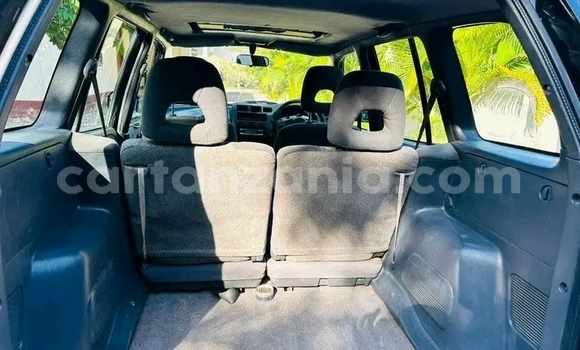 Buy Used Toyota RAV4 Green Car in Ileje in Mbeya Buy Used Toyota RAV4 Green Car in Ileje in Mbeya