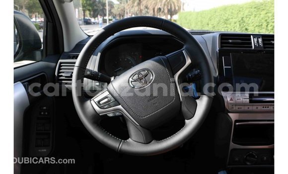Nunua Imported Toyota Prado Nyeupe Gari ndani ya Import - Dubai nchini Arusha Nunua Imported Toyota Prado Nyeupe Gari ndani ya Import - Dubai nchini Arusha