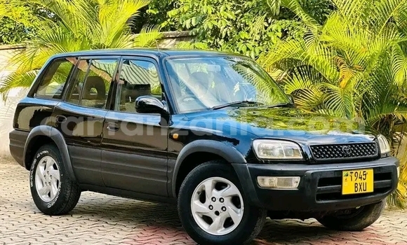 Buy Used Toyota RAV4 Green Car in Ileje in Mbeya Buy Used Toyota RAV4 Green Car in Ileje in Mbeya