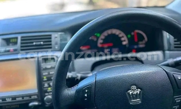 Buy Used Toyota Crown White Car in Buhigwe in Kigoma Buy Used Toyota Crown White Car in Buhigwe in Kigoma