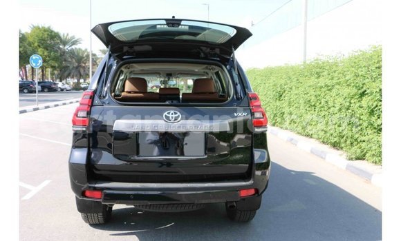 Nunua Imported Toyota Prado Nyeupe Gari ndani ya Import - Dubai nchini Arusha Nunua Imported Toyota Prado Nyeupe Gari ndani ya Import - Dubai nchini Arusha