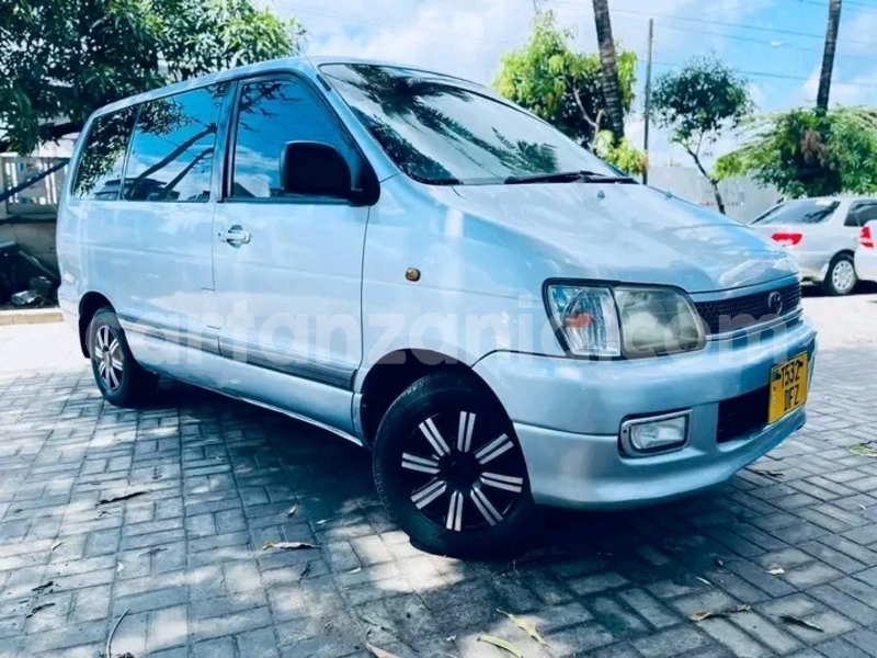 Big with watermark toyota noah simiyu bariadi 24479