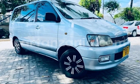 Buy Used Toyota Noah White Car in Bariadi in Simiyu Buy Used Toyota Noah White Car in Bariadi in Simiyu