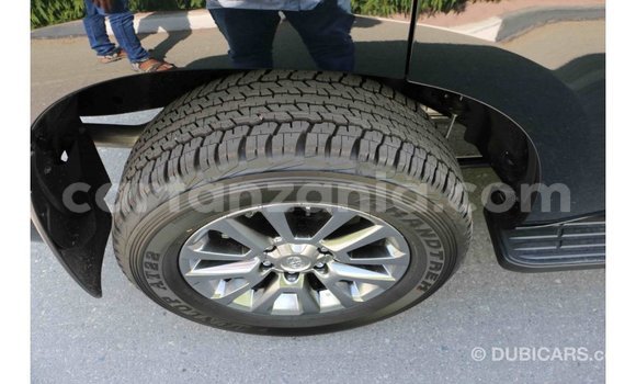 Nunua Imported Toyota Prado Nyeupe Gari ndani ya Import - Dubai nchini Arusha Nunua Imported Toyota Prado Nyeupe Gari ndani ya Import - Dubai nchini Arusha