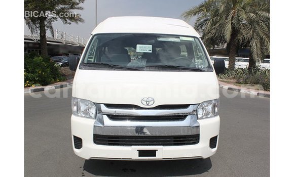 Nunua Imported Toyota Hiace Nyeupe Gari ndani ya Import - Dubai nchini Arusha Nunua Imported Toyota Hiace Nyeupe Gari ndani ya Import - Dubai nchini Arusha