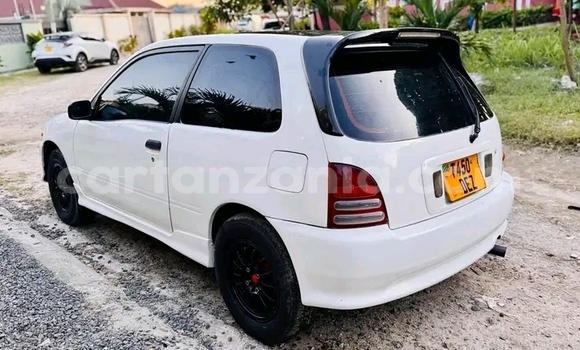 Buy Used Toyota Starlet White Car in Dodoma in Dodoma Buy Used Toyota Starlet White Car in Dodoma in Dodoma