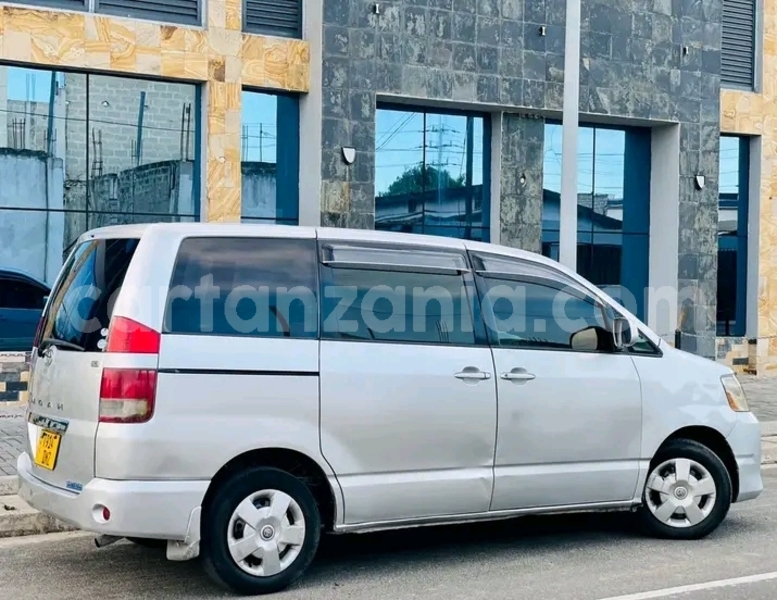 Big with watermark toyota noah kigoma buhigwe 24486