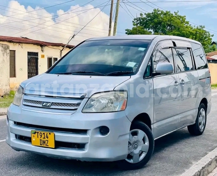 Big with watermark toyota noah kigoma buhigwe 24486