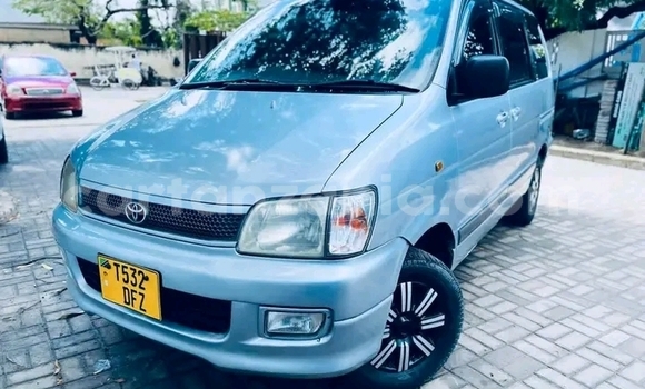 Nunua Ilio tumika Toyota Noah Nyeupe Gari ndani ya Butiama nchini Mara Nunua Ilio tumika Toyota Noah Nyeupe Gari ndani ya Butiama nchini Mara
