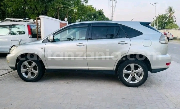 Buy Used Toyota Harrier White Car in Buhigwe in Kigoma Buy Used Toyota Harrier White Car in Buhigwe in Kigoma