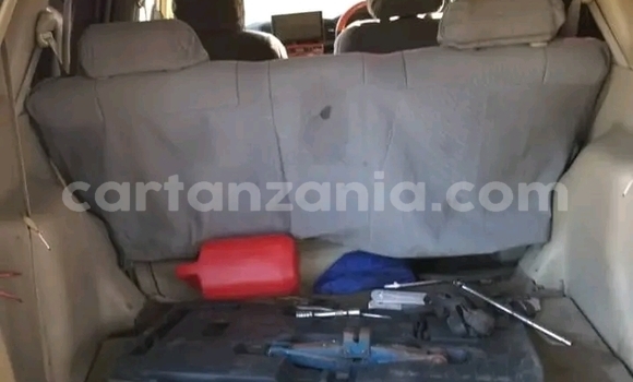 Nunua Ilio tumika Toyota IST Nyingine Gari ndani ya Biharamulo nchini Kagera Nunua Ilio tumika Toyota IST Nyingine Gari ndani ya Biharamulo nchini Kagera