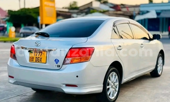 Buy Used Toyota Allion White Car in Buhigwe in Kigoma