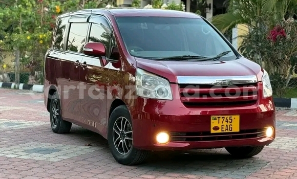 Nunua Ilio tumika Toyota Noah Nyekundu Gari ndani ya Buhigwe nchini Kigoma Nunua Ilio tumika Toyota Noah Nyekundu Gari ndani ya Buhigwe nchini Kigoma