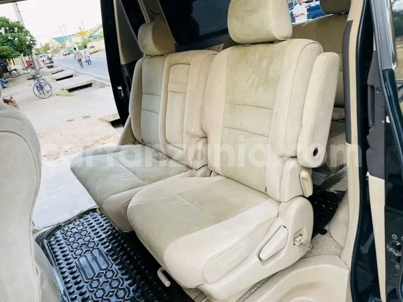 Big with watermark toyota alphard kigoma buhigwe 24517