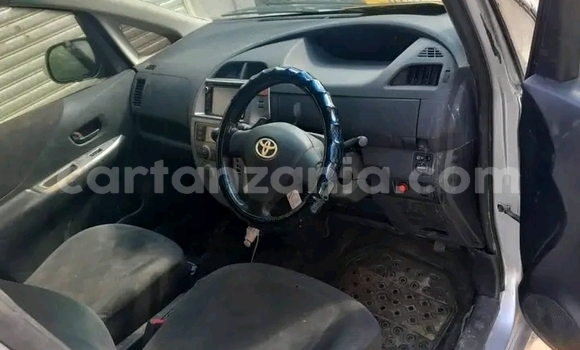 Nunua Ilio tumika Toyota Noah Nyingine Gari ndani ya Bariadi nchini Simiyu Nunua Ilio tumika Toyota Noah Nyingine Gari ndani ya Bariadi nchini Simiyu