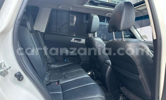 Nunua Ilio tumika Subaru XT Nyeupe Gari ndani ya Dar es Salaam nchini Dar es Salaam