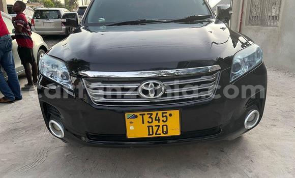 Nunua Ilio tumika Toyota Vanguard Nyeusi Gari ndani ya Dar es Salaam nchini Dar es Salaam