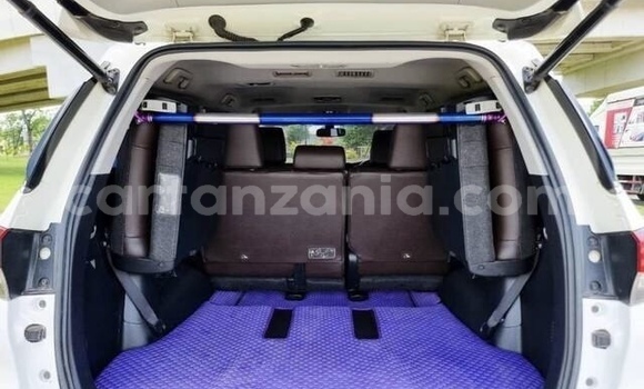 Buy Used Toyota Fortuner White Car in Dar es Salaam in Dar es Salaam Buy Used Toyota Fortuner White Car in Dar es Salaam in Dar es Salaam