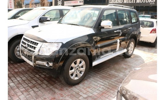 Nunua Imported Mitsubishi Pajero Nyeusi Gari ndani ya Import - Dubai nchini Arusha Nunua Imported Mitsubishi Pajero Nyeusi Gari ndani ya Import - Dubai nchini Arusha