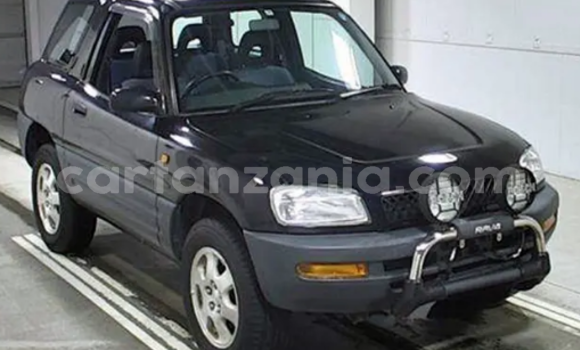 Nunua Imported Toyota RAV4 Nyeusi Gari ndani ya Dar es Salaam nchini Dar es Salaam