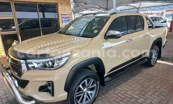 Buy Used Toyota Hilux Brown Car in Kilombero in Morogoro Buy Used Toyota Hilux Brown Car in Kilombero in Morogoro